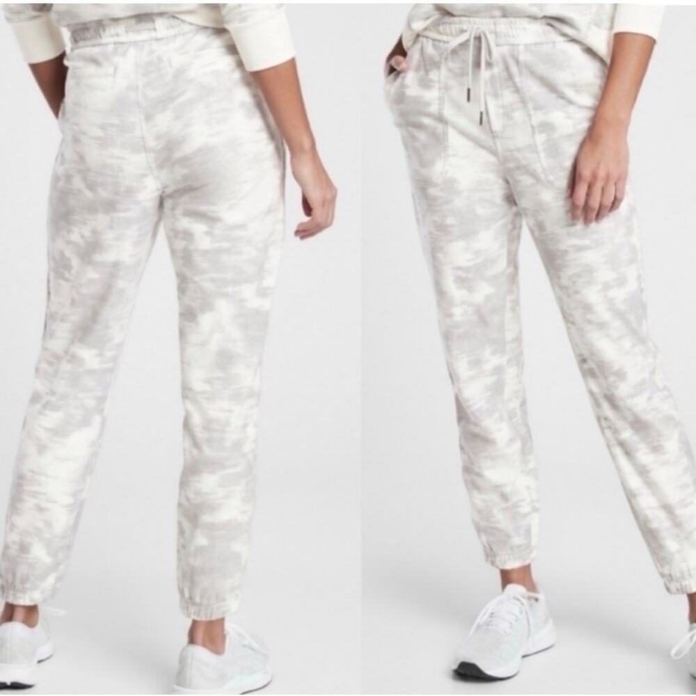 Athleta Farallon Printed Jogger Size 0 Inversion Light Gray